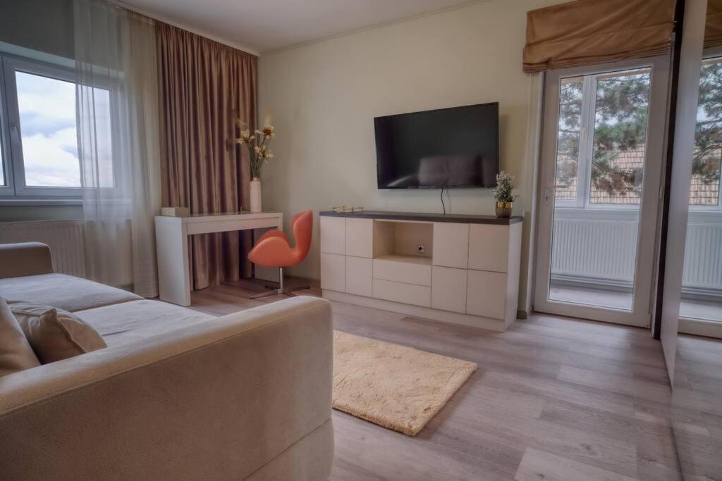 Central Luxury Apartment With City View Braszów Zewnętrze zdjęcie