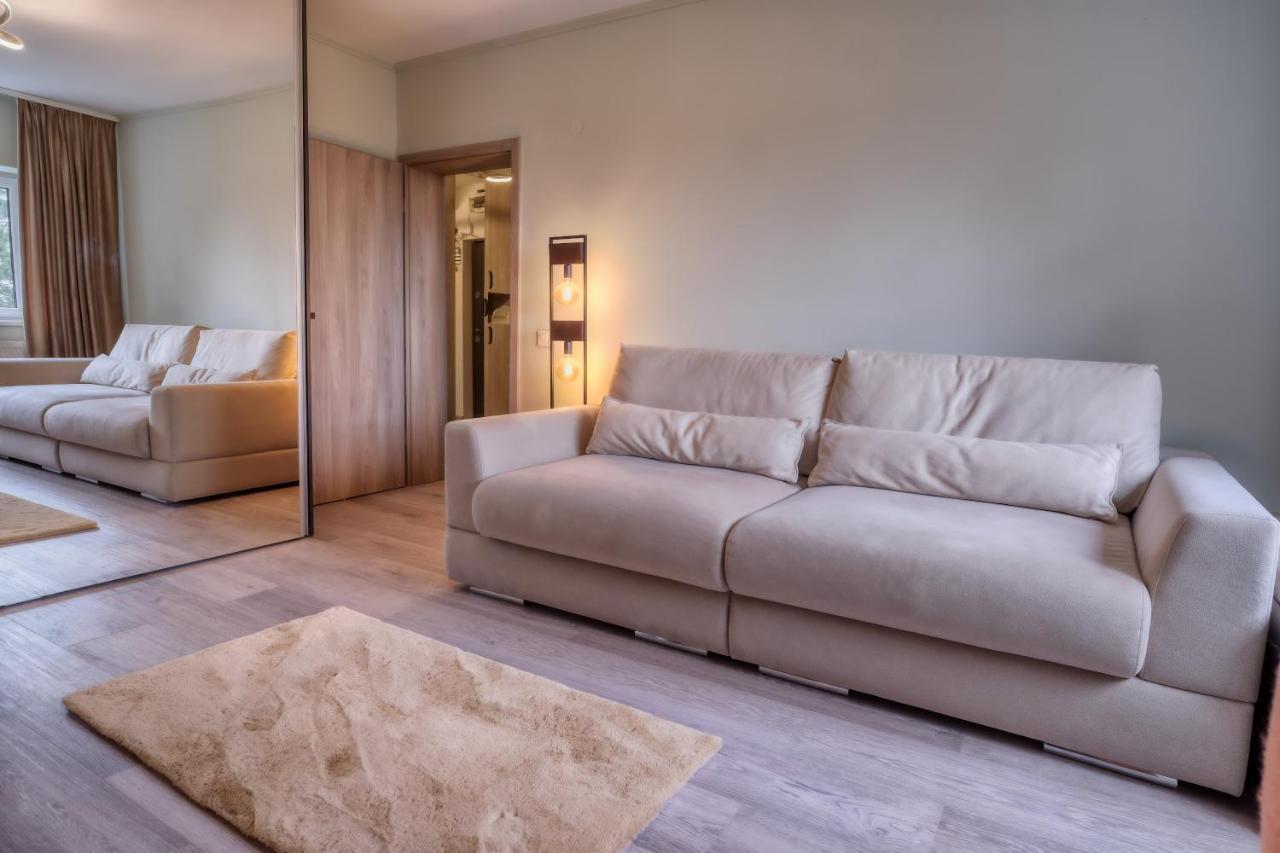 Central Luxury Apartment With City View Braszów Zewnętrze zdjęcie